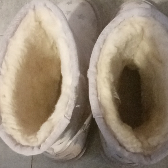 UGG boots size 6 women - Picture 4 of 6